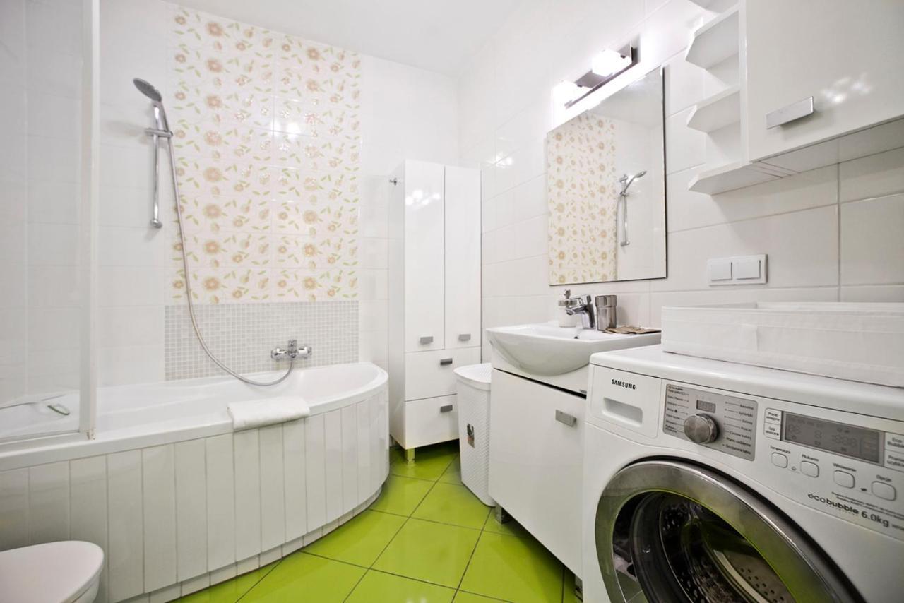 P&O Apartments Bitwy Warszawskiej II - Ochota Varsovie Extérieur photo